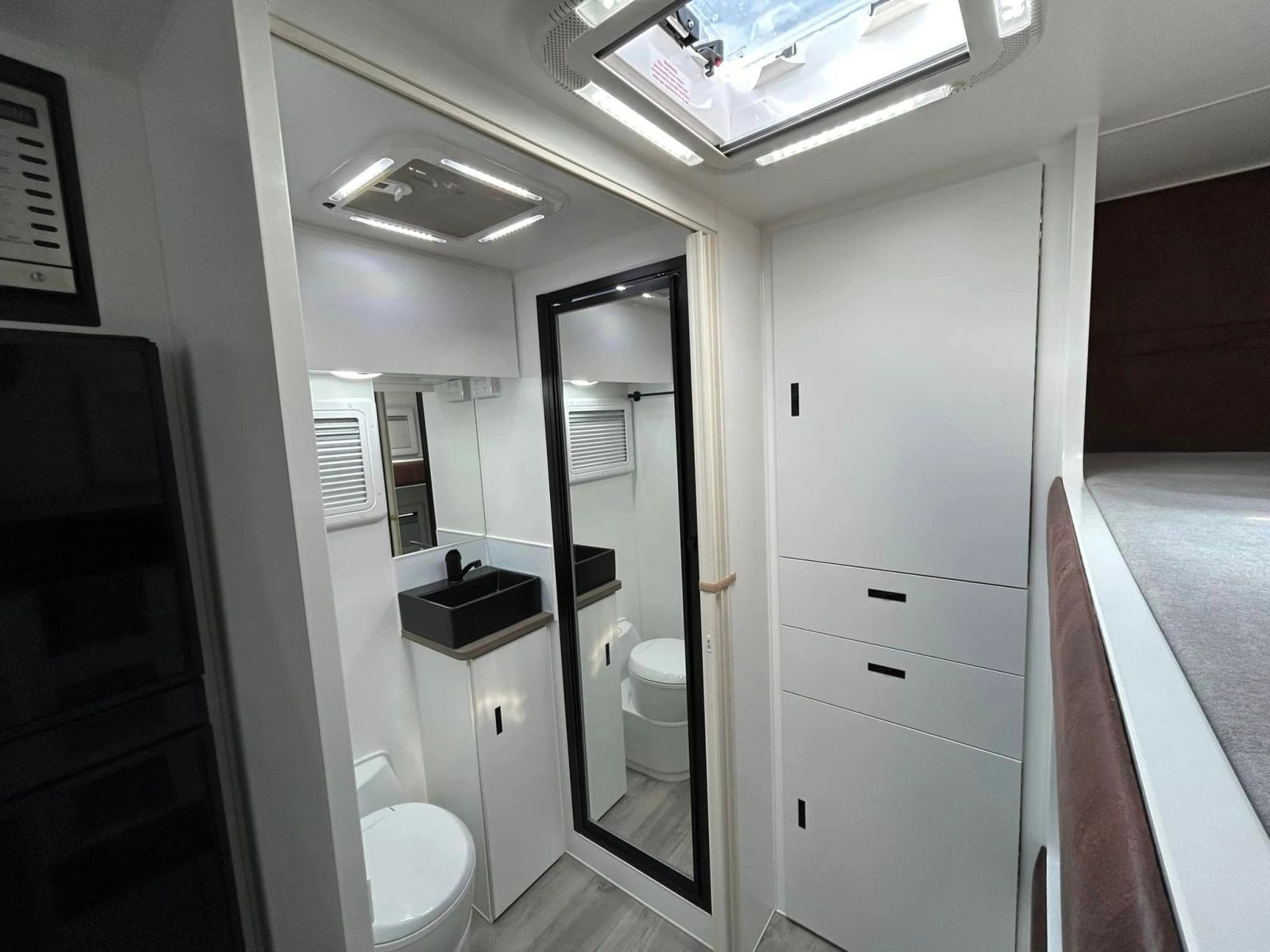 RP Caravans Mini Cruzer photo 5 of 5