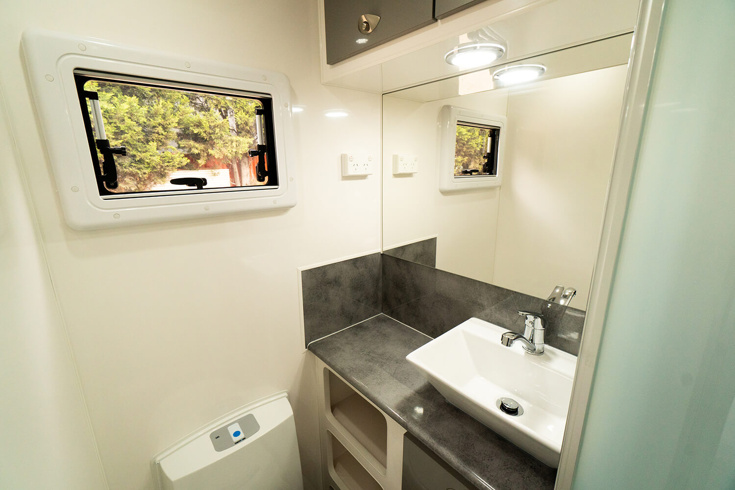 Silver Valley Caravans Eden photo 12 of 13