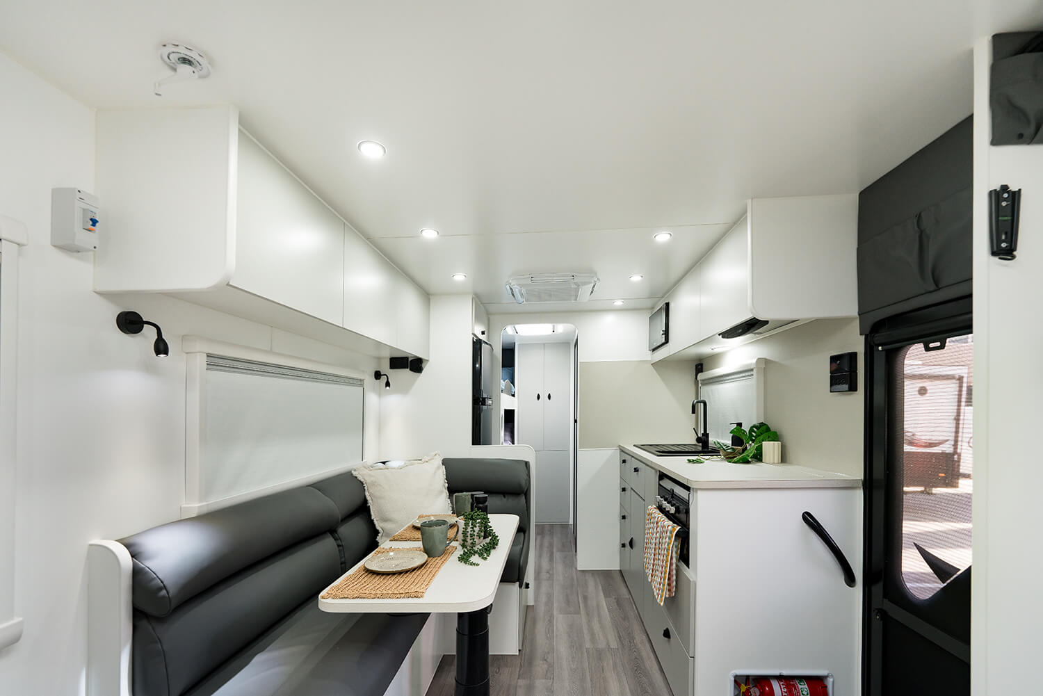 Silver Valley Caravans The Family Getaway photo 7 of 14