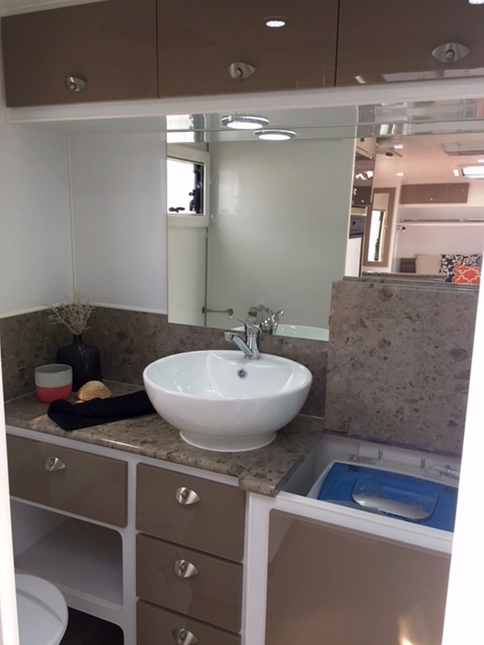 Silver Valley Caravans Indigo photo 4 of 5