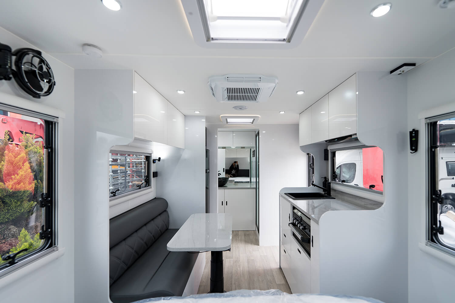 Silver Valley Caravans Orana photo 12 of 18