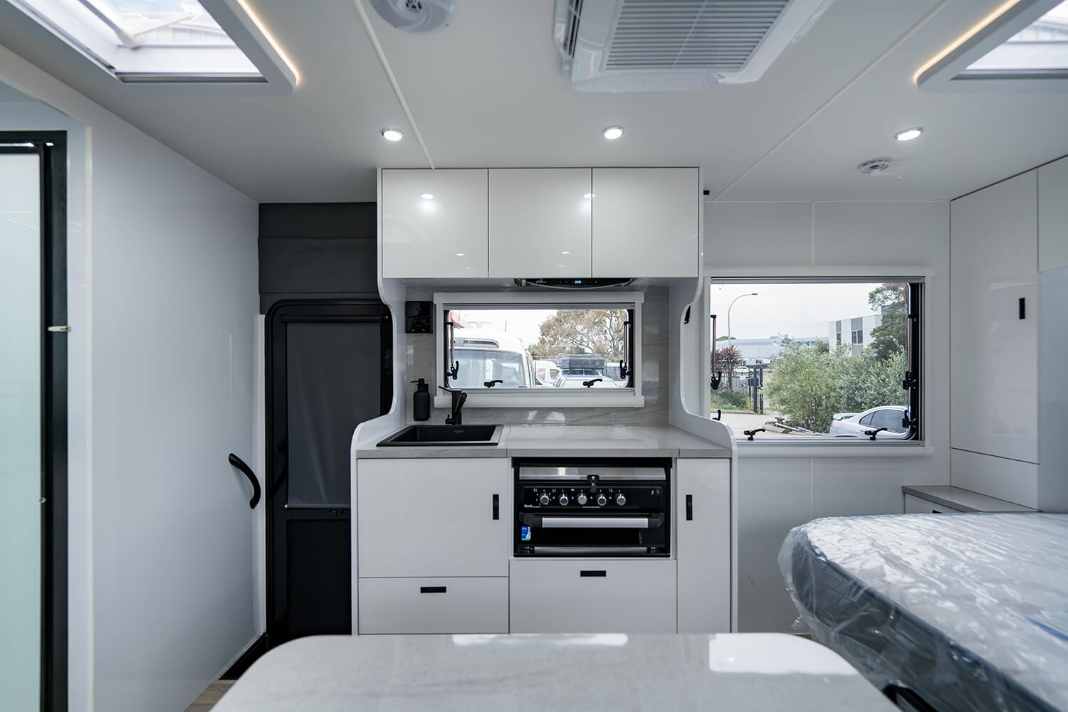 Silver Valley Caravans Orana photo 17 of 18