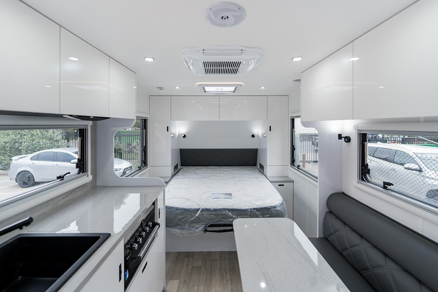 Silver Valley Caravans Orana photo 8 of 18