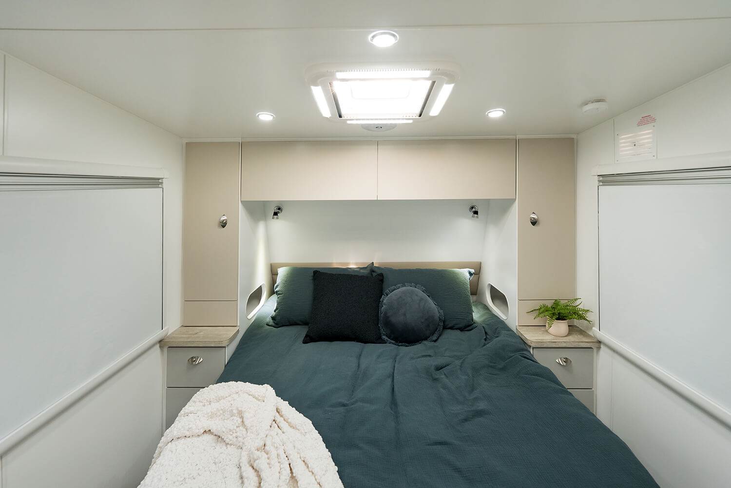 Silver Valley Caravans Yarra photo 10 of 14