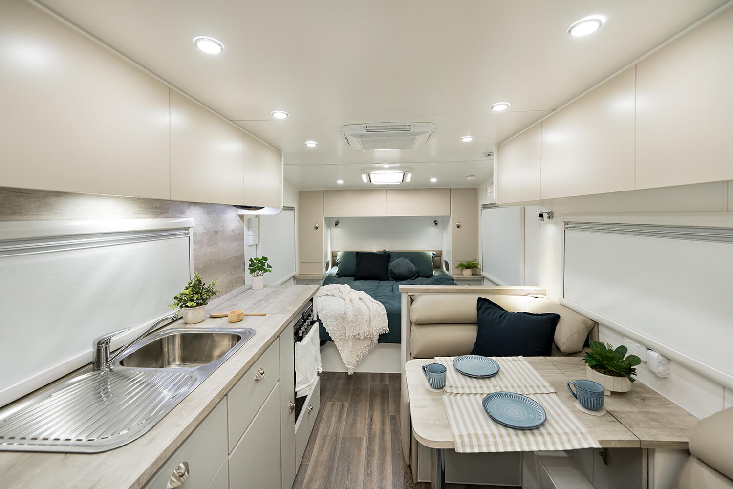 Silver Valley Caravans Yarra photo 3 of 14
