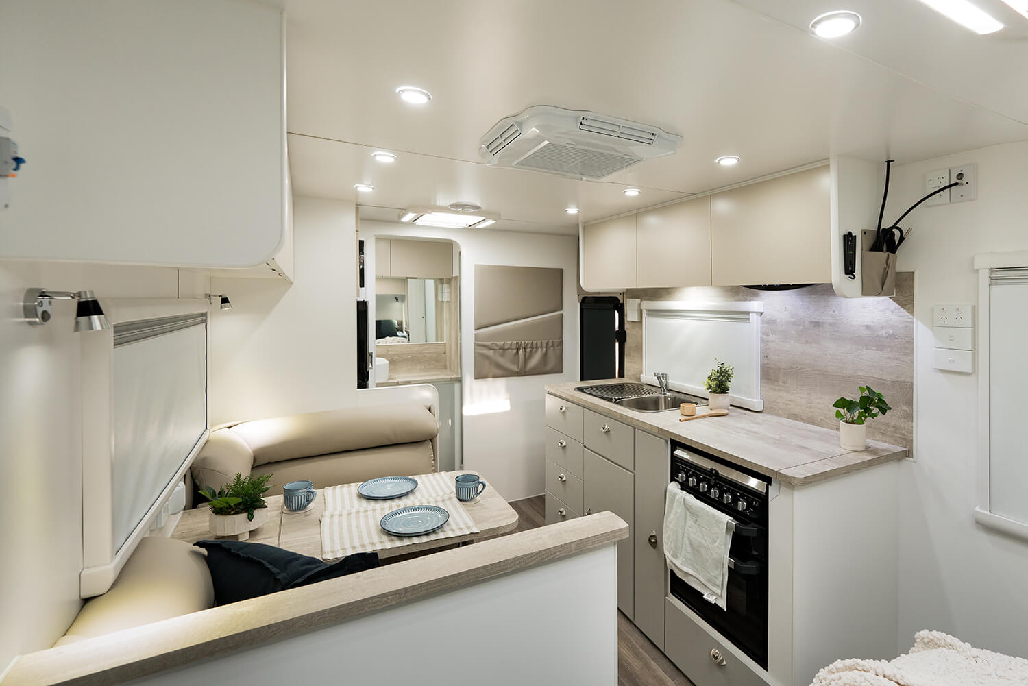 Silver Valley Caravans Yarra photo 4 of 14
