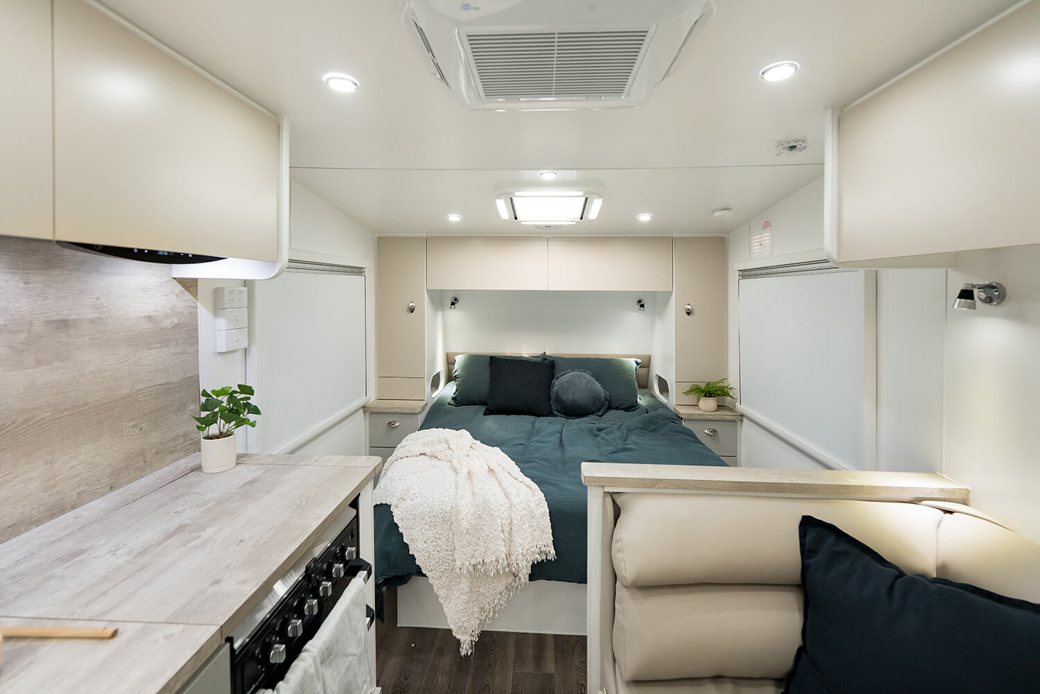 Silver Valley Caravans Yarra photo 9 of 14