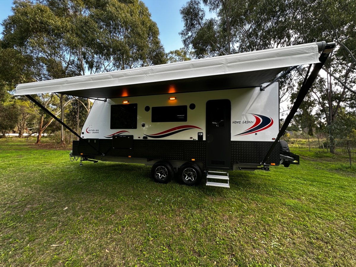 Southern Cross Caravans Home Grown 19'6 Rear Door photo 5 of 6
