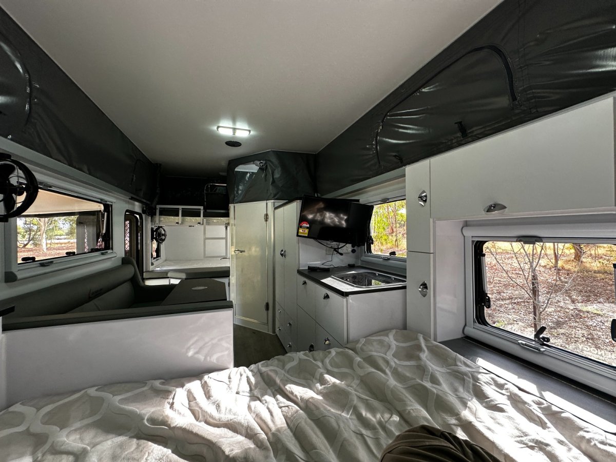 Southern Cross Caravans SC15 Double Bunk photo 4 of 6