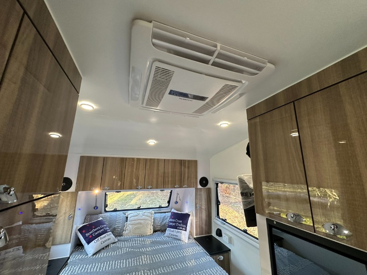 Southern Cross Caravans SCF13 Pardoo Island Bed photo 1 of 6
