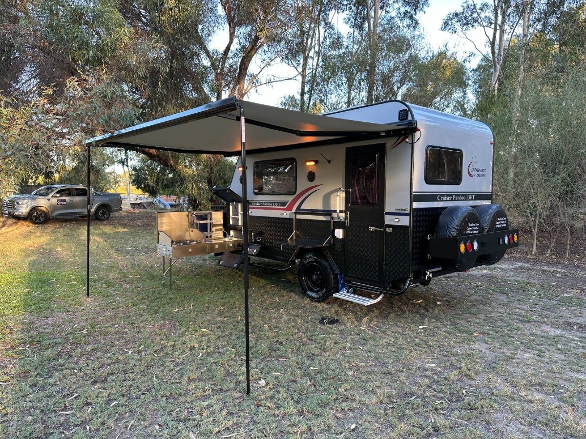 Southern Cross Caravans SCF13 Pardoo Island Bed photo 4 of 6