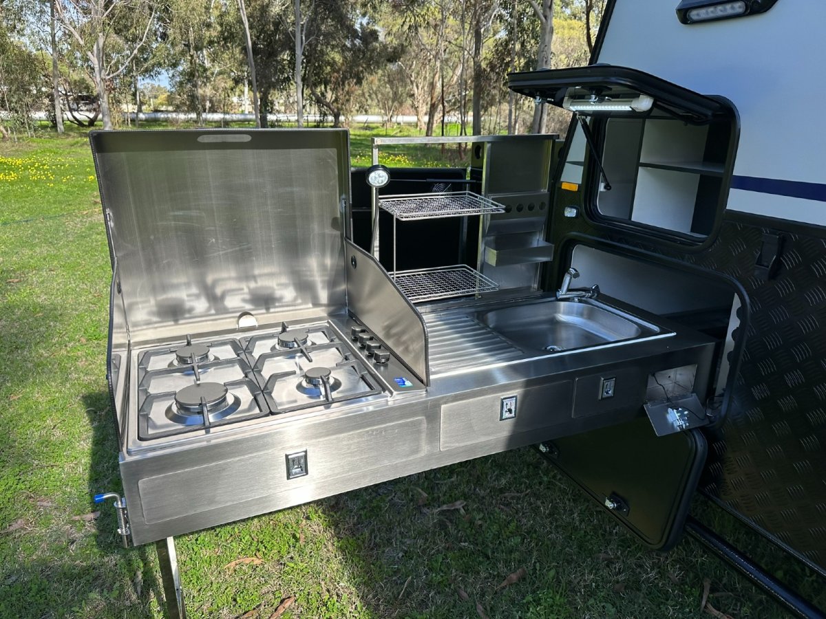 Southern Cross Caravans SCF18F Warburton Bunks photo 4 of 6