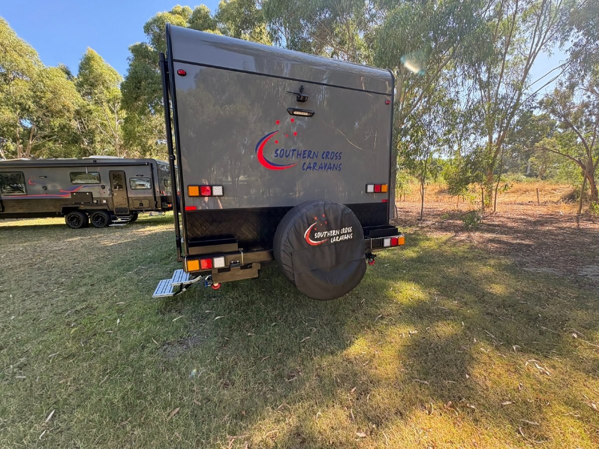 Southern Cross Caravans SCF22C Overlander Club photo 4 of 6