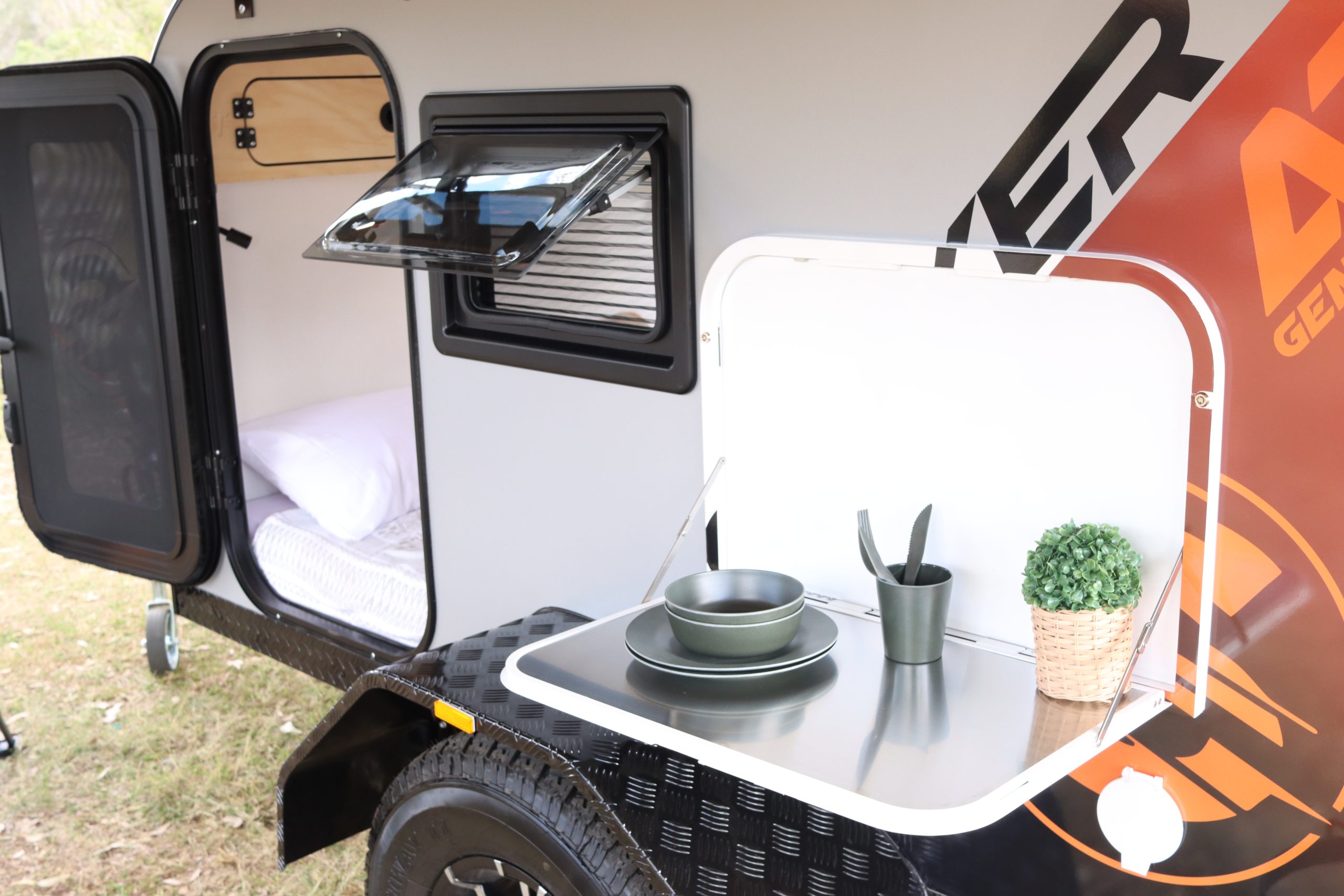 Space Pod Campers Seeker AT Gen2 photo 5 of 6