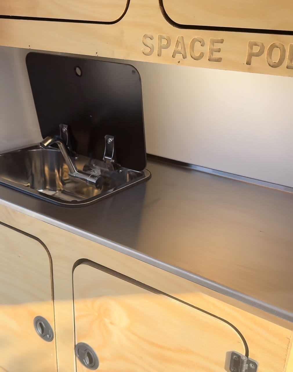Space Pod Campers Seeker LX Gen2 photo 6 of 6