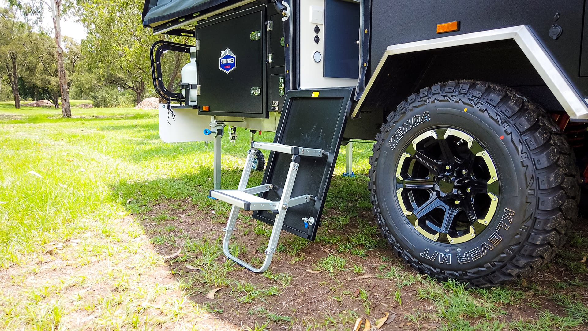 Stoney Creek Campers SC-FF photo 16 of 24