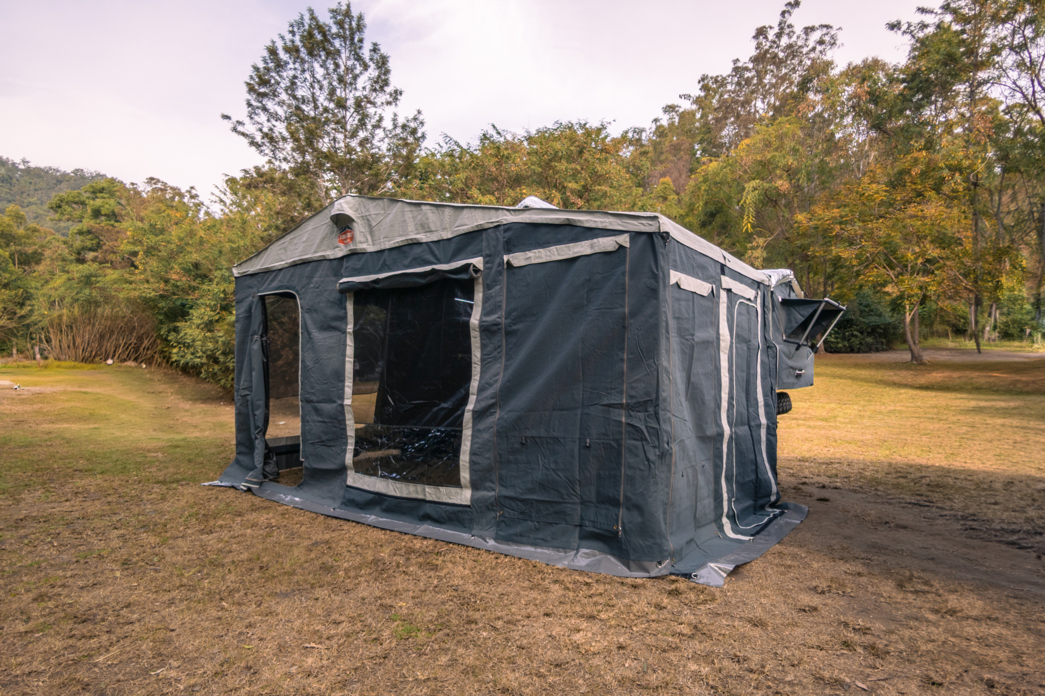Stoney Creek Campers XL-FF6 photo 16 of 23