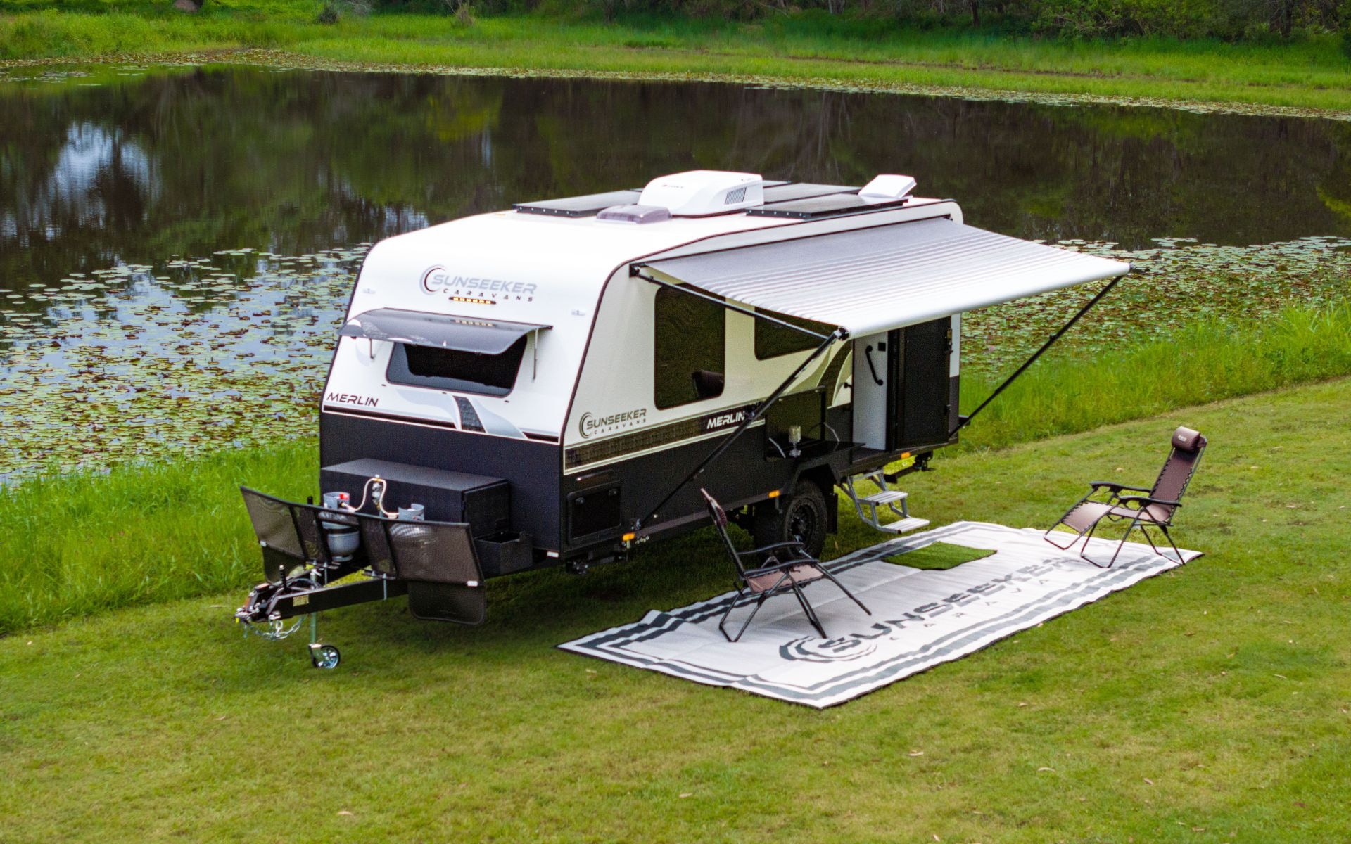 Sunseeker Caravans Merlin photo 14 of 17