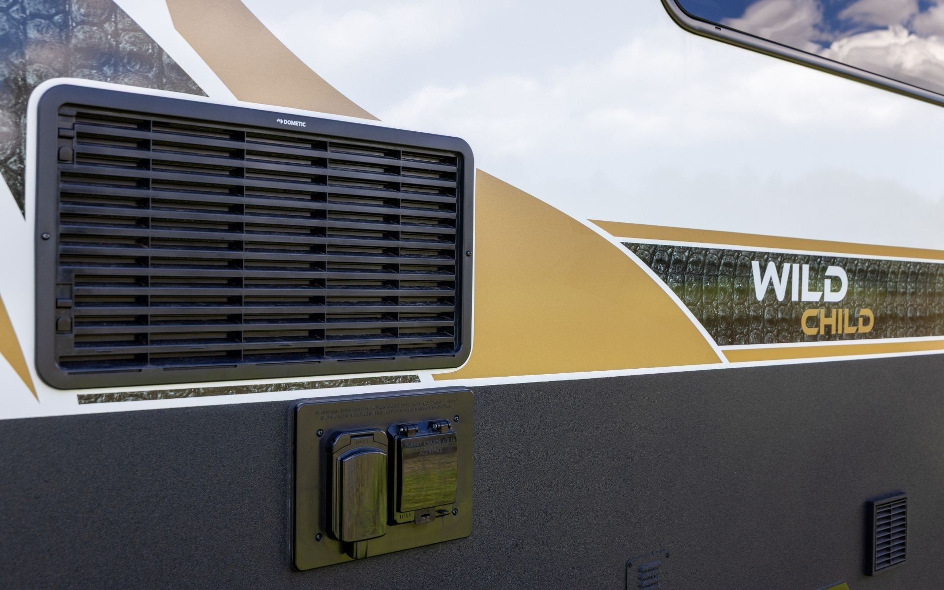 Sunseeker Caravans Wild Child photo 15 of 18
