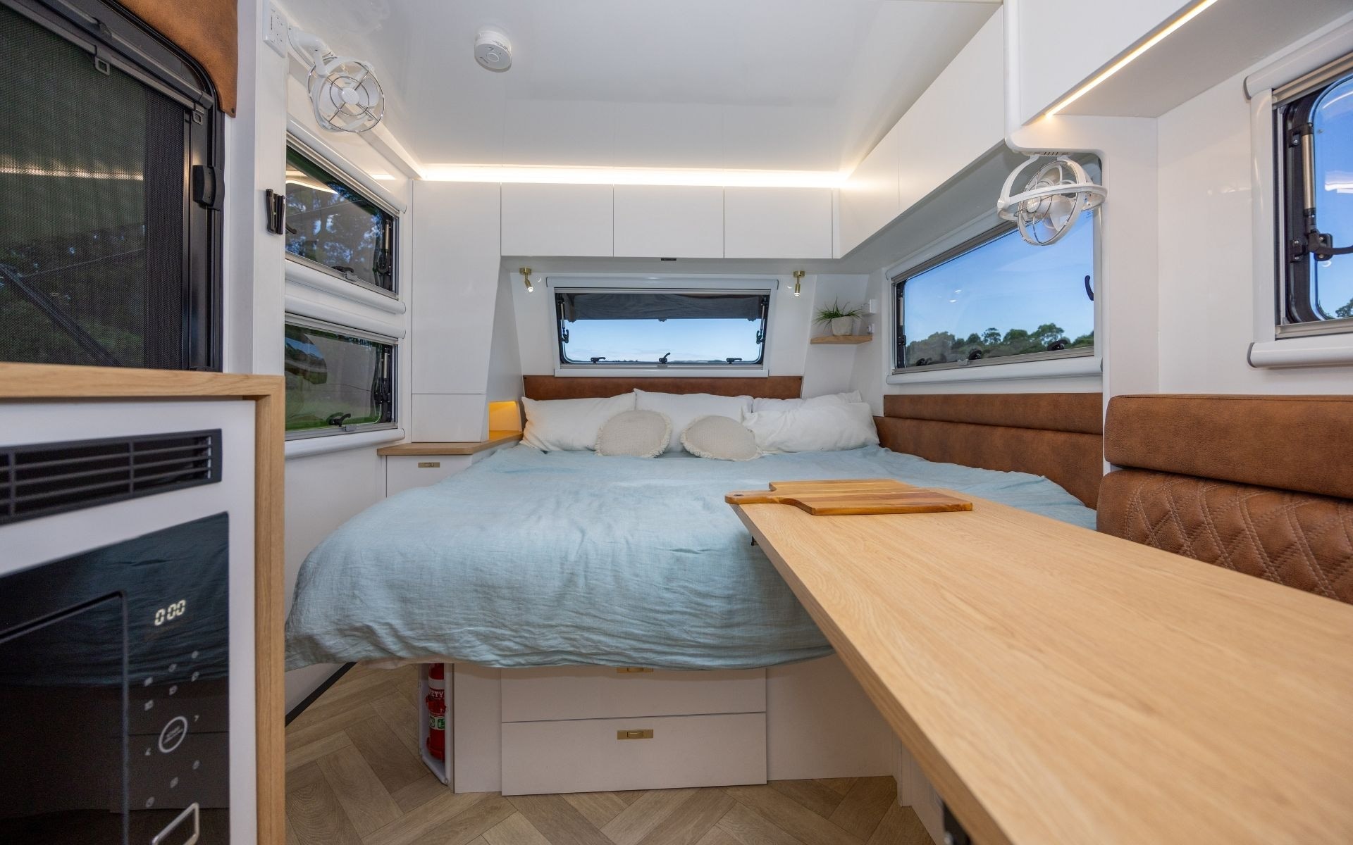 Sunseeker Caravans Wild Child photo 10 of 18