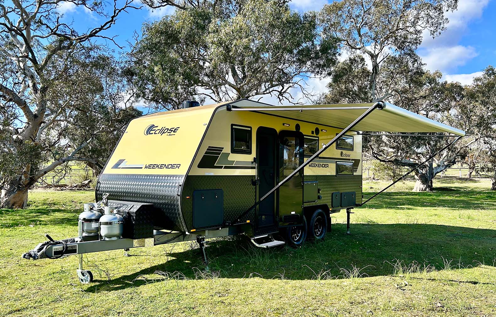 Supreme Caravans Eclipse Weekender photo 2 of 14