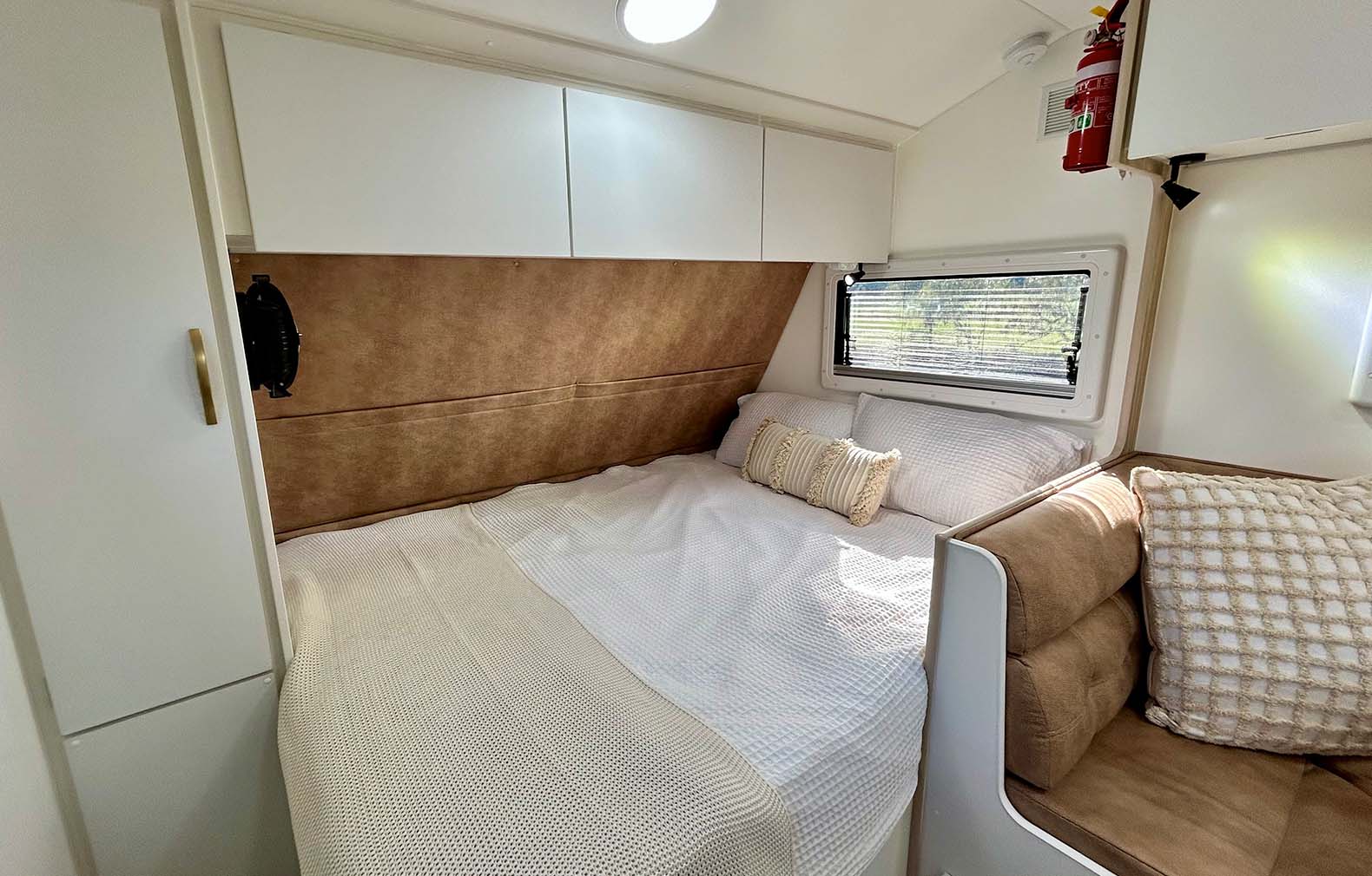 Supreme Caravans Eclipse Weekender photo 6 of 14