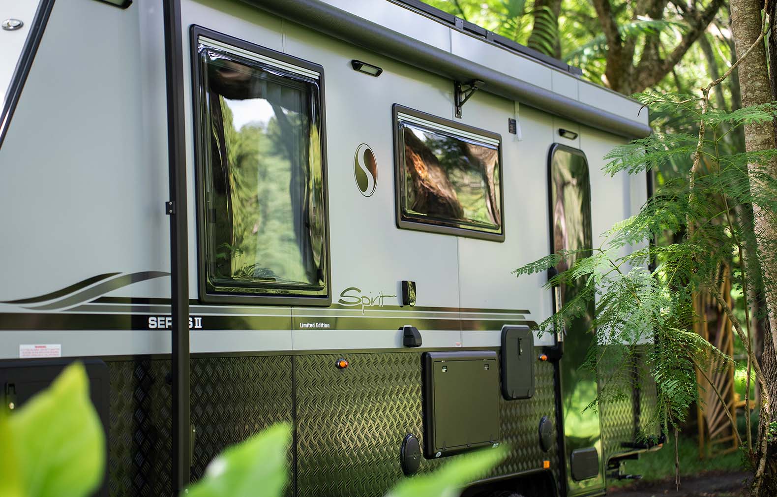 Supreme Caravans Spirit photo 1 of 18