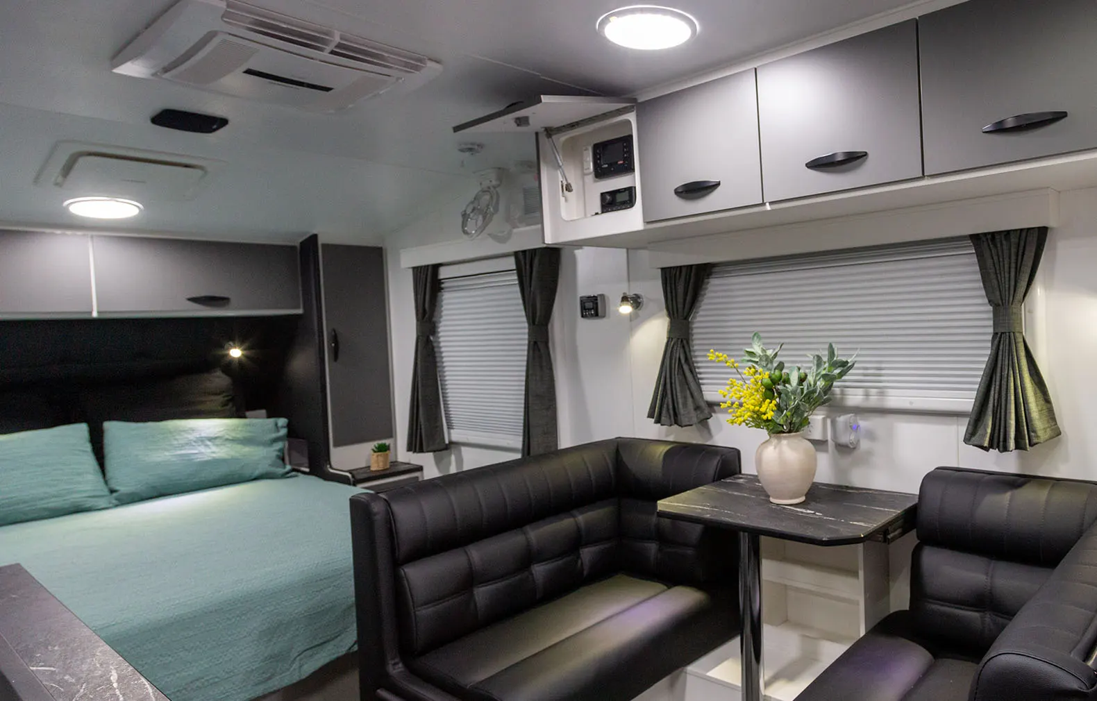 Supreme Caravans Territory X photo 23 of 24