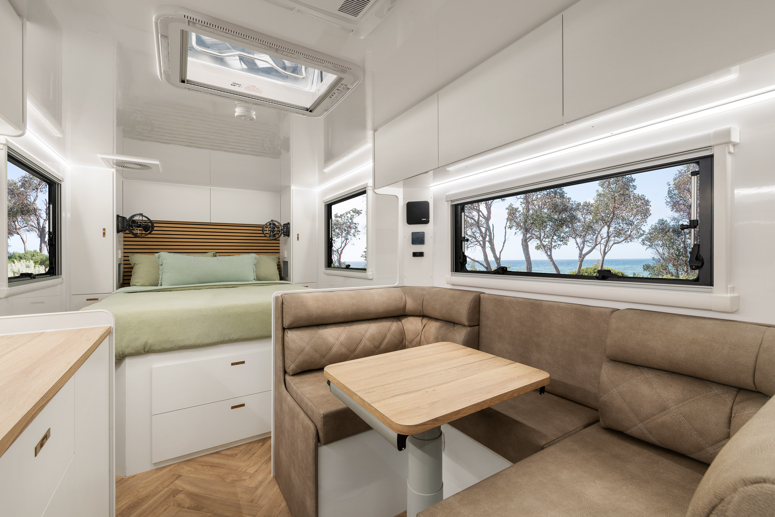 Titanium Caravans CS1 photo 11 of 15