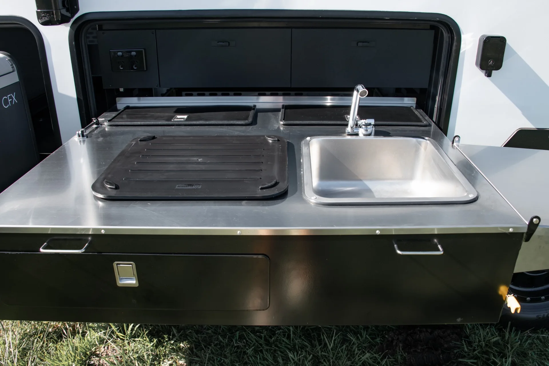 Titanium Caravans HS1 photo 11 of 17