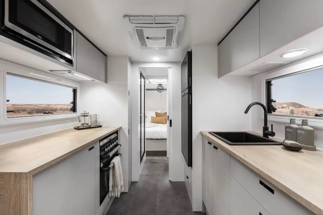 Titanium Caravans S3 photo 4 of 4