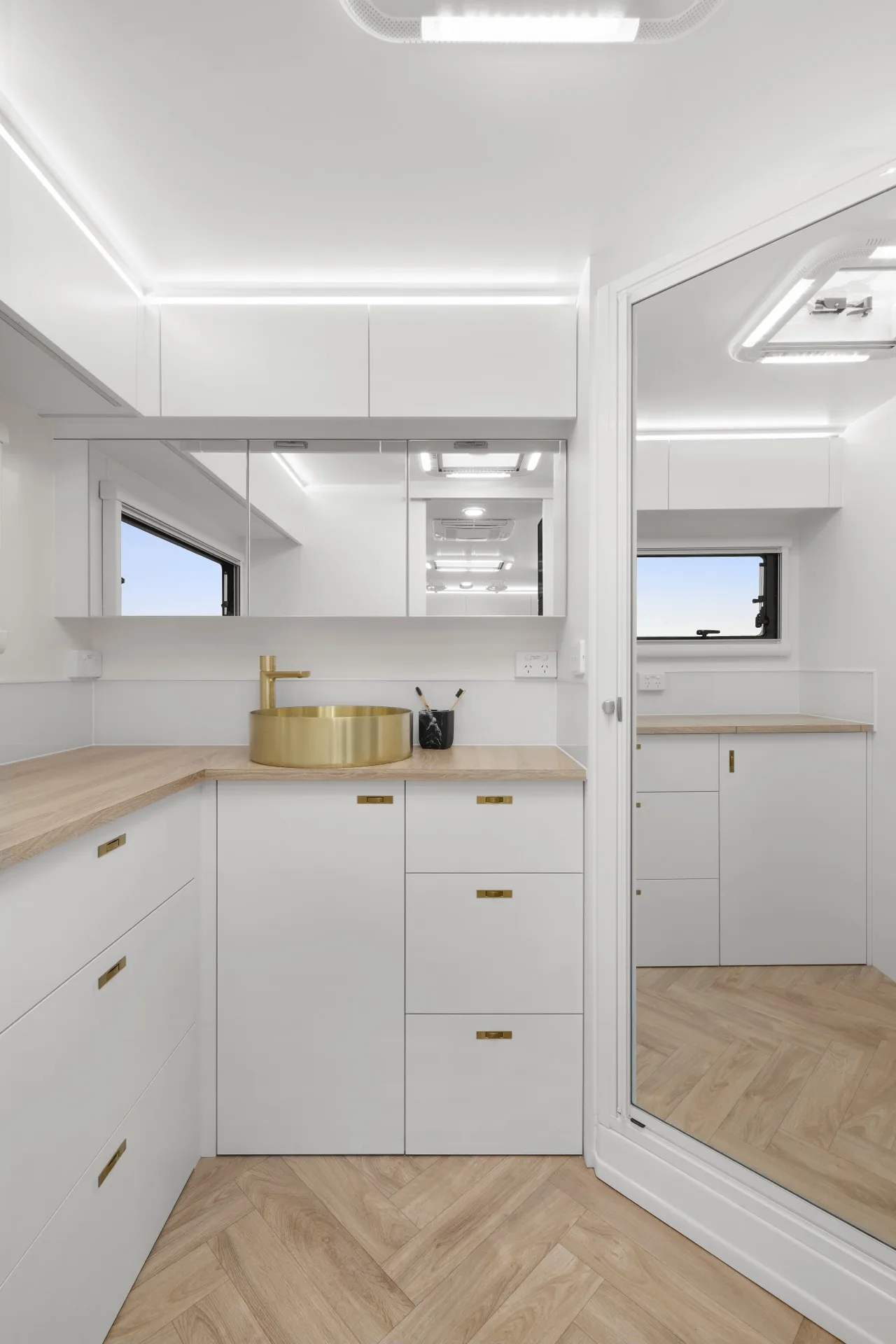 Titanium Caravans WS1 photo 16 of 16