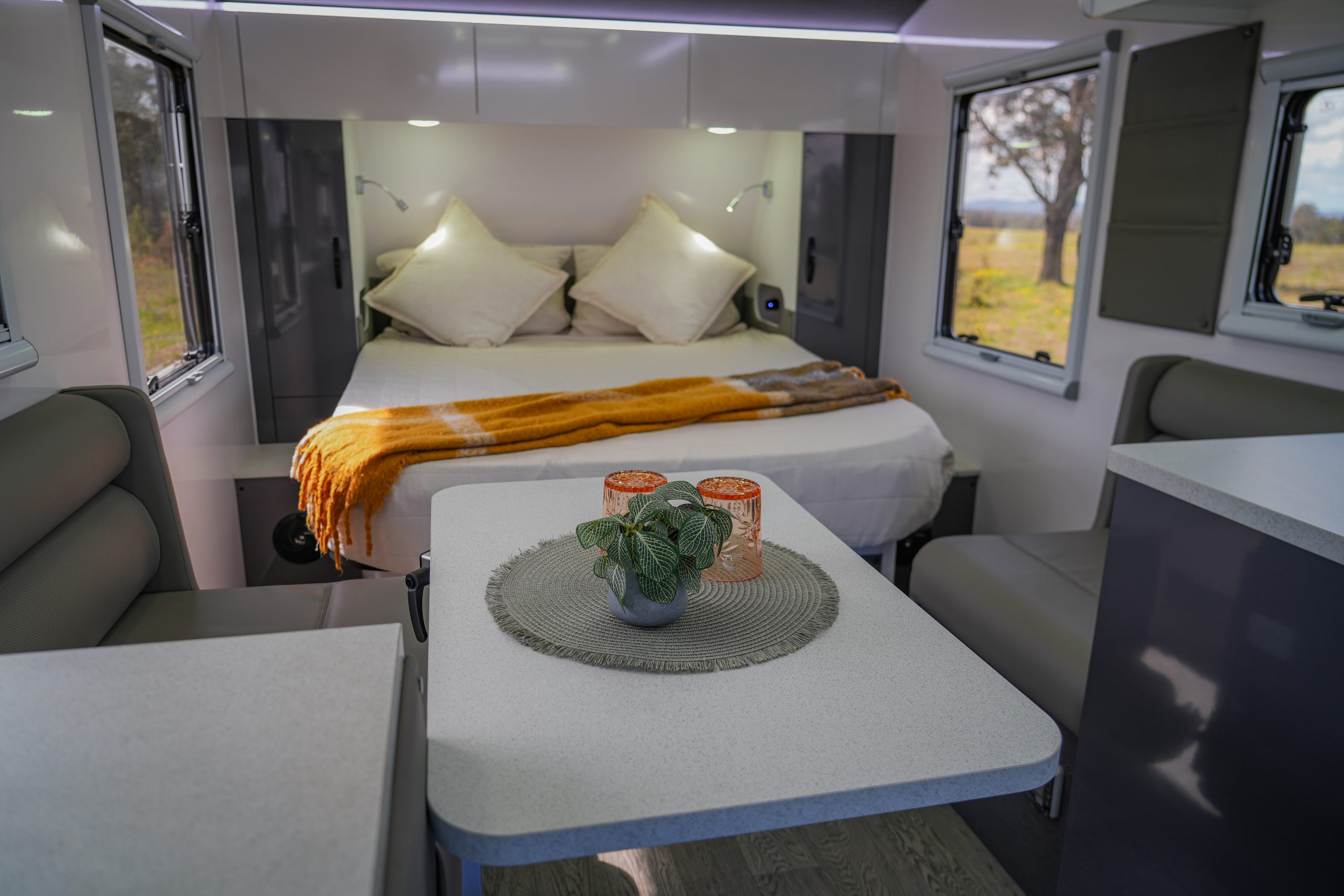 Torus RV 15FT Hybrid photo 3 of 6