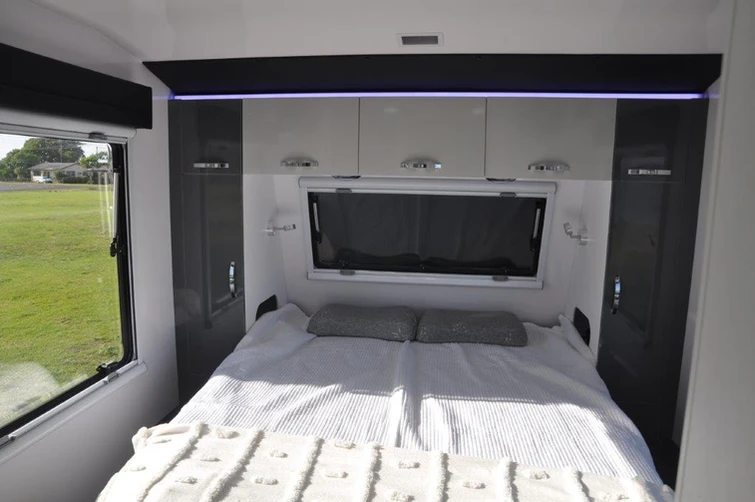 Torus RV 23FT Rear Club Lounge photo 14 of 27