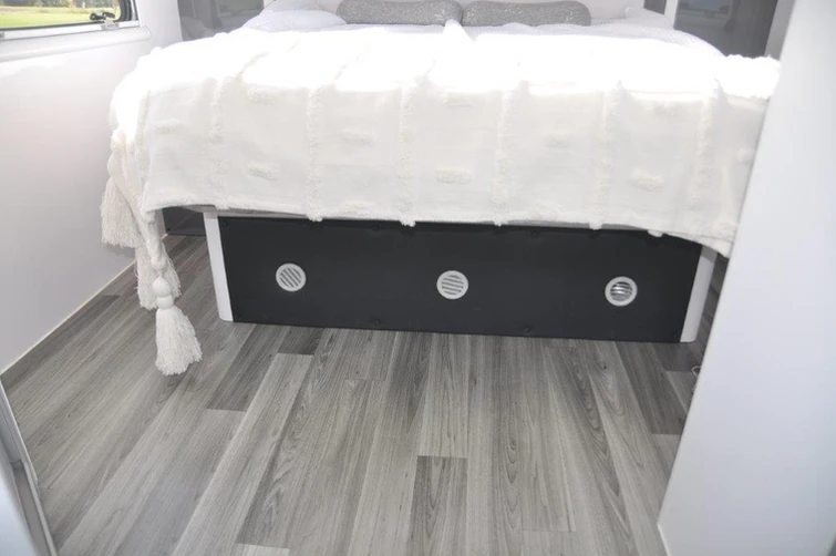 Torus RV 23FT Rear Club Lounge photo 15 of 27