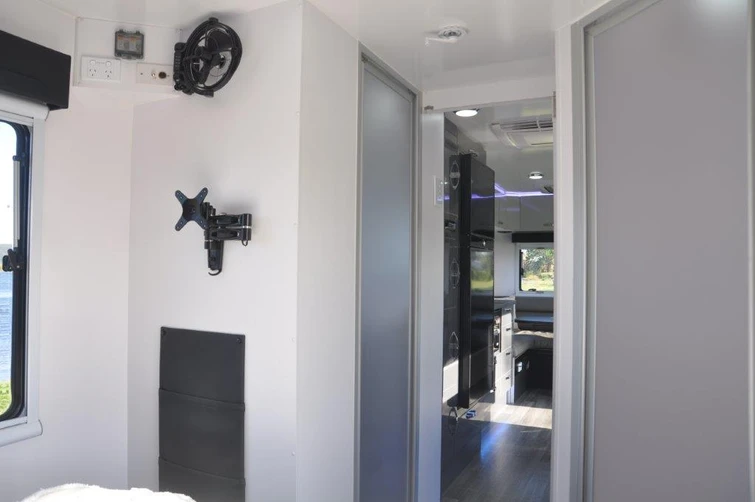 Torus RV 23FT Rear Club Lounge photo 19 of 27