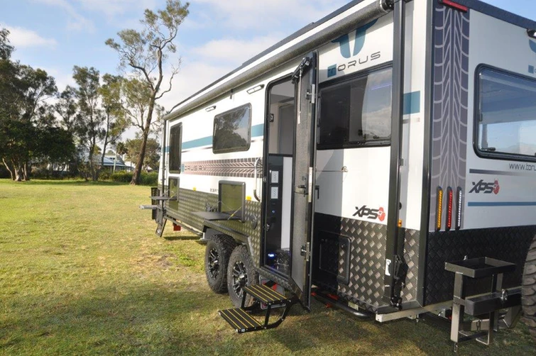 Torus RV 23FT Rear Club Lounge photo 5 of 27
