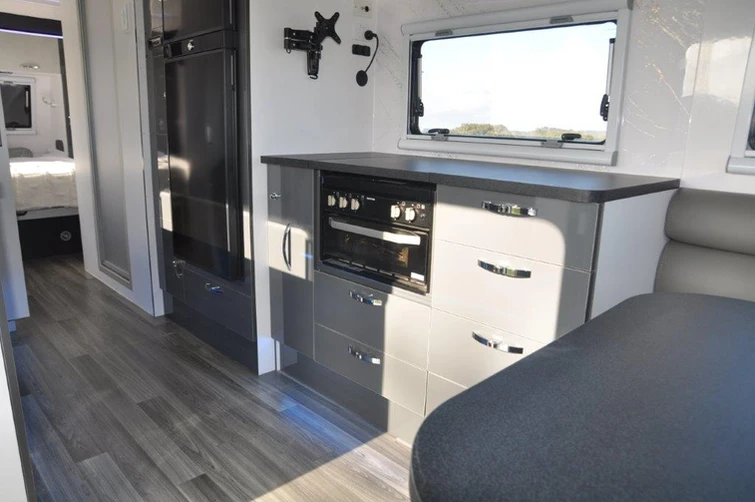 Torus RV 23FT Rear Club Lounge photo 9 of 27
