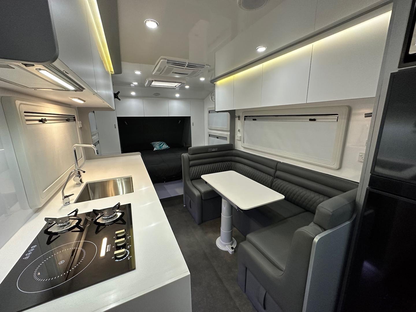 Urban Caravans Tungsten X-Treme X photo 4 of 11