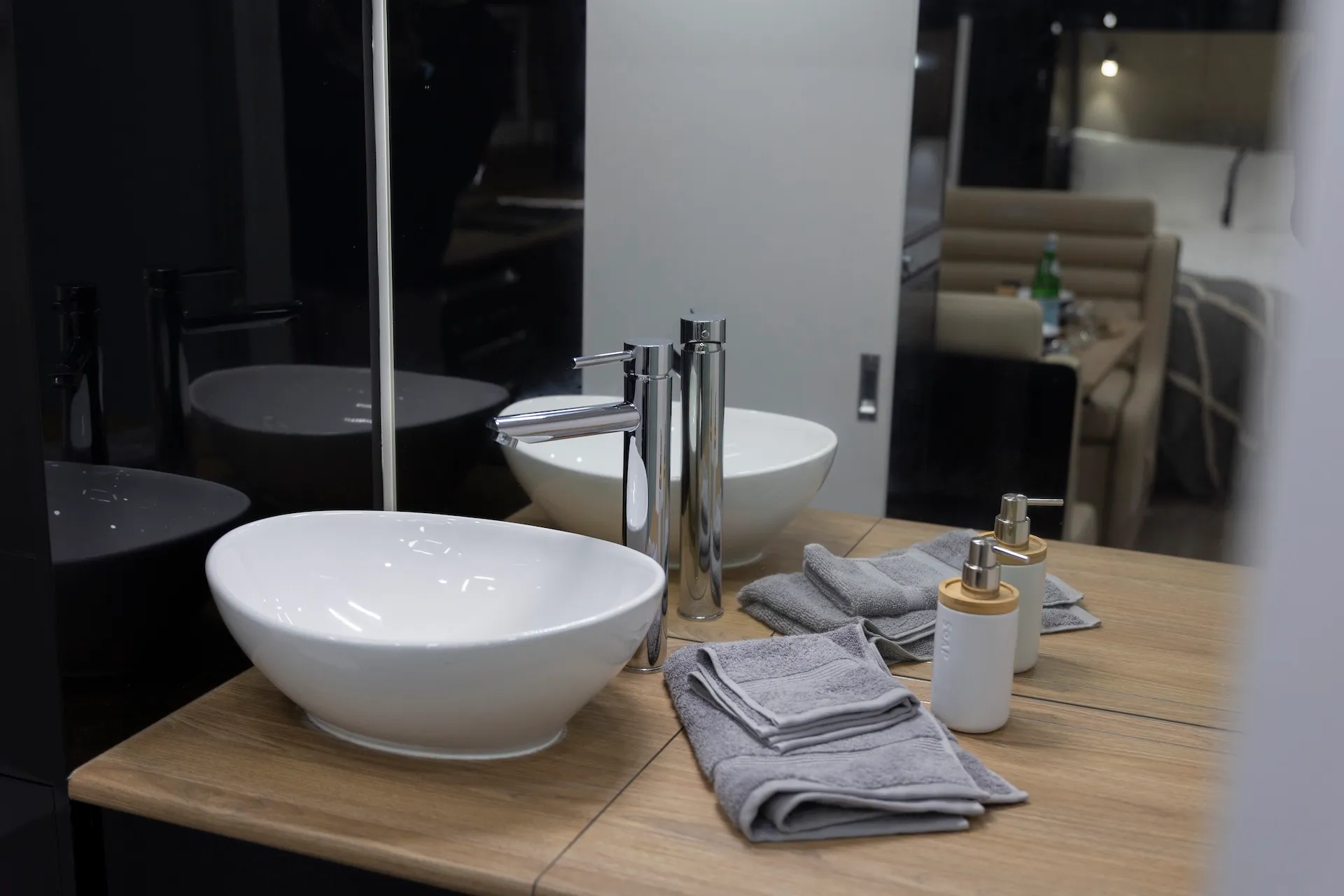 Urban Caravans Tungsten X-Treme photo 6 of 11