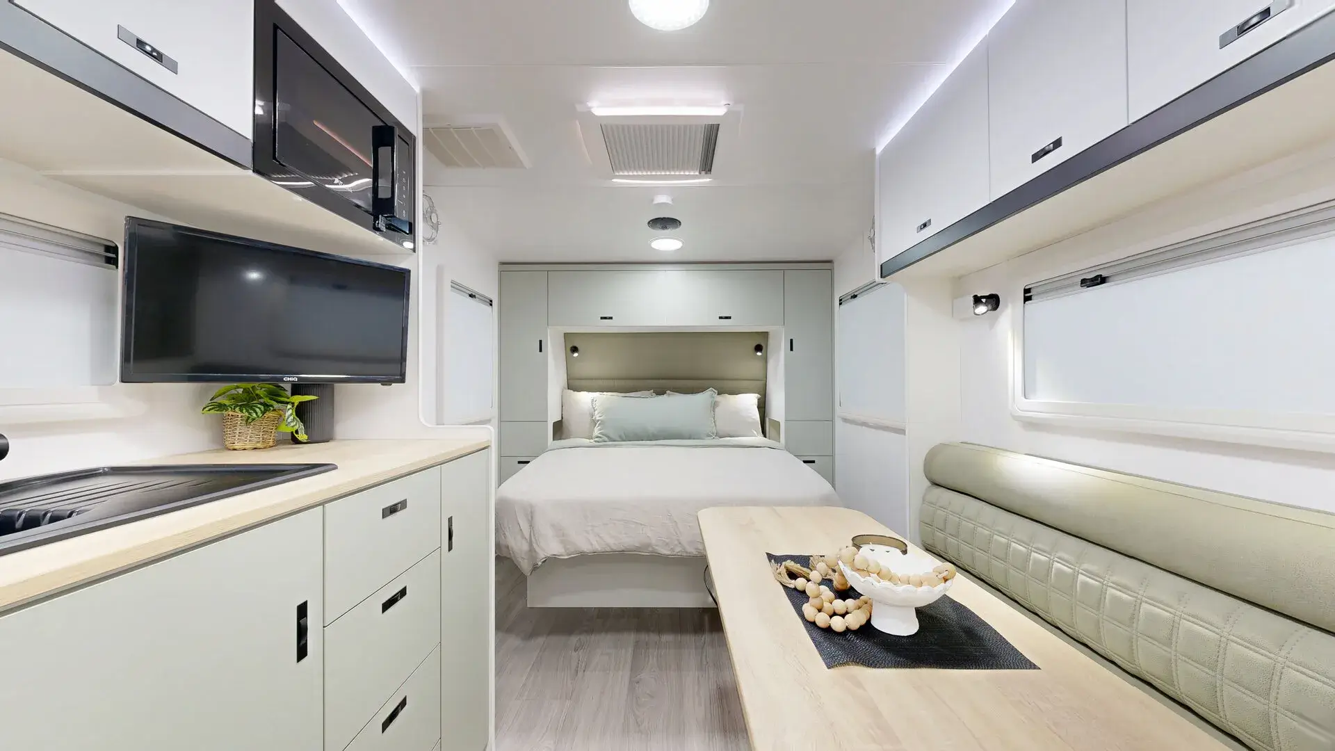 Viscount Caravans Family Wild Shark 3 photo 10 of 12