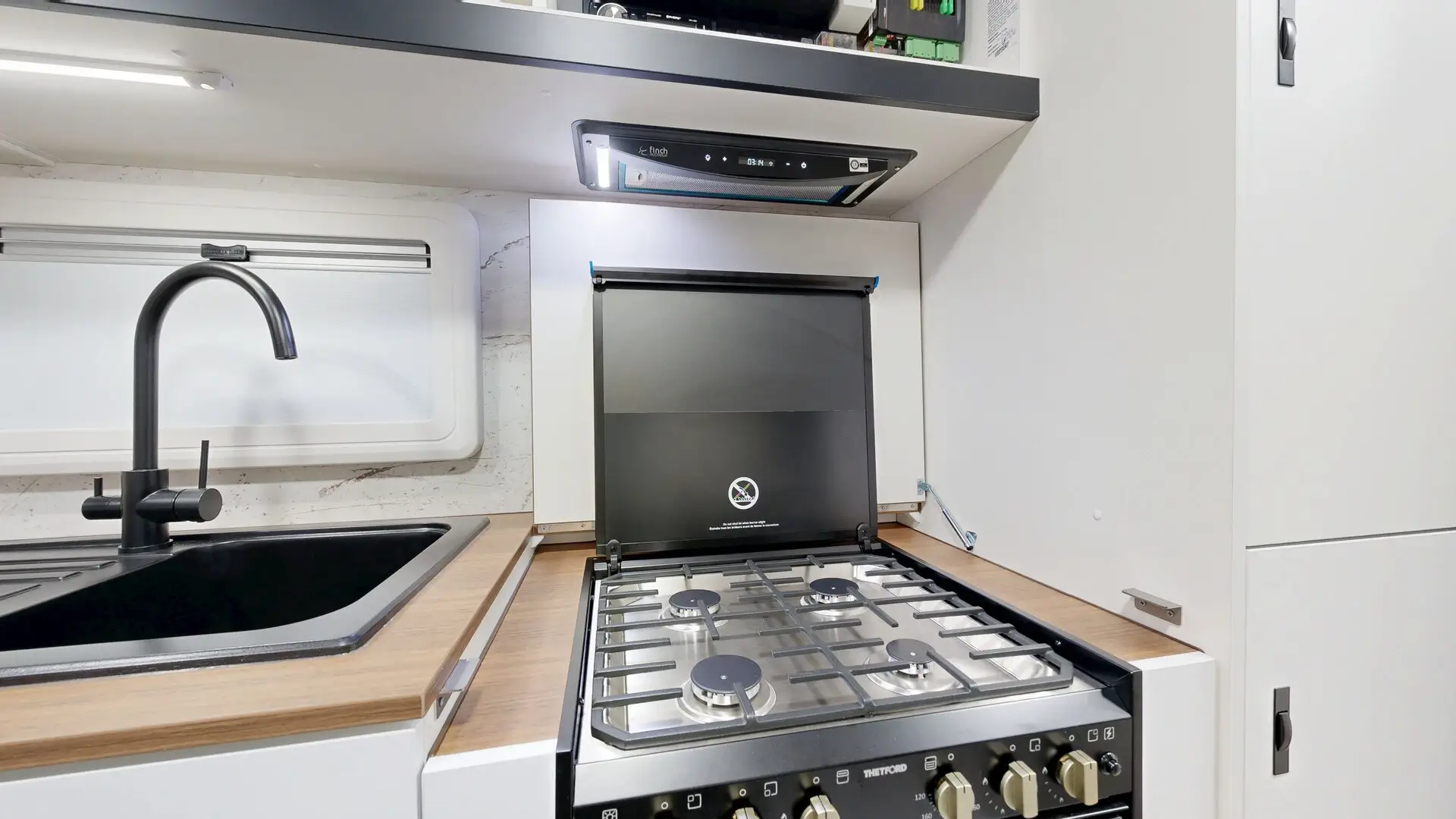 Viscount Caravans Wild Shark 3 photo 12 of 12