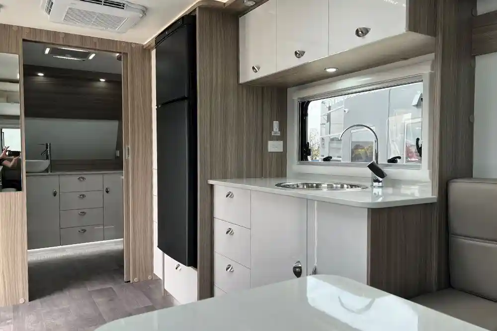 Willow RV Waratah Series photo 3 of 10