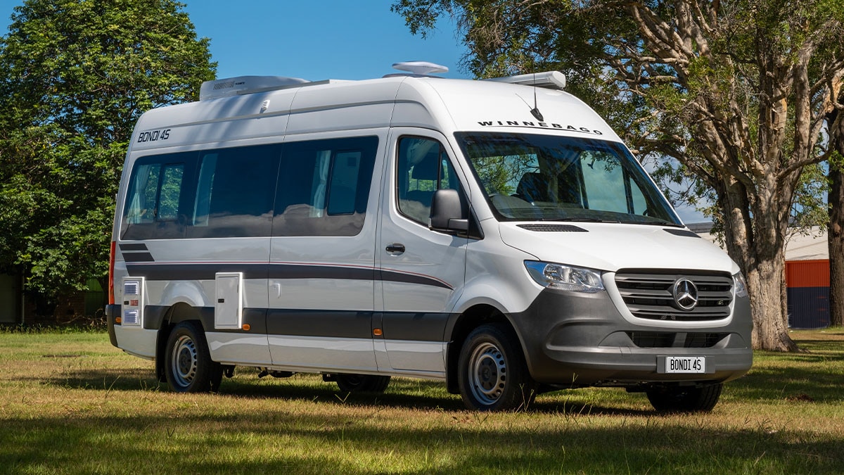 Winnebago Bondi 4S photo 3 of 12