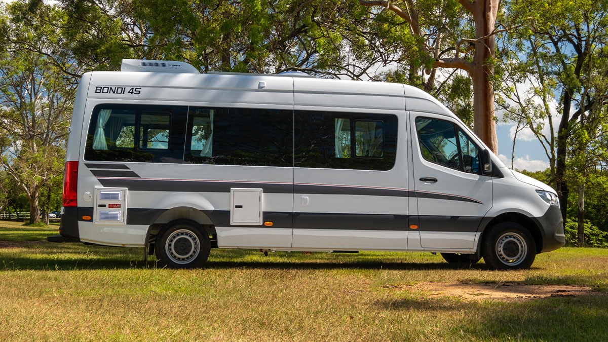 Winnebago Bondi 4S photo 4 of 12