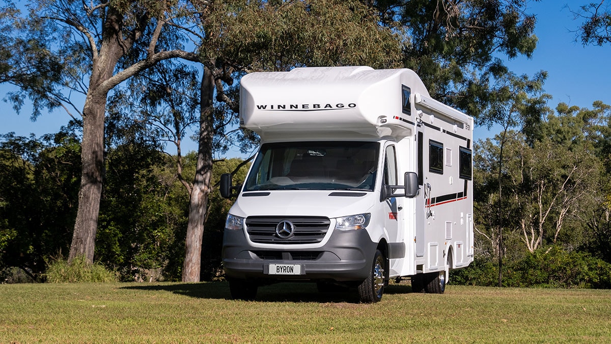 Winnebago Byron photo 2 of 12