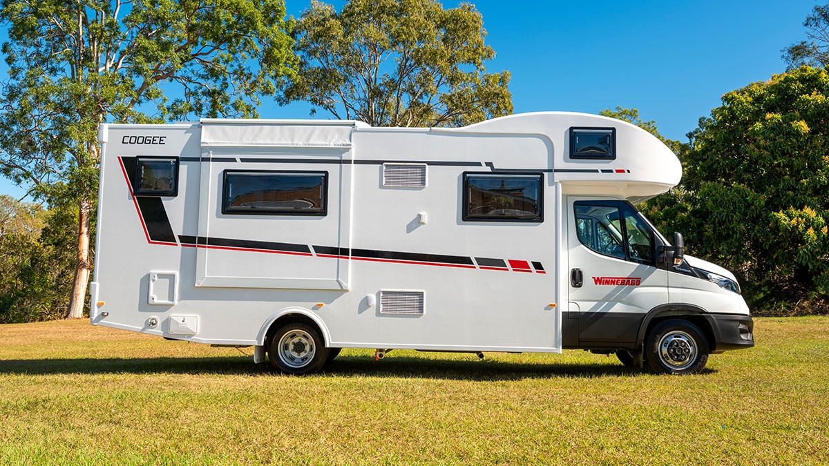 Winnebago Coogee photo 4 of 12