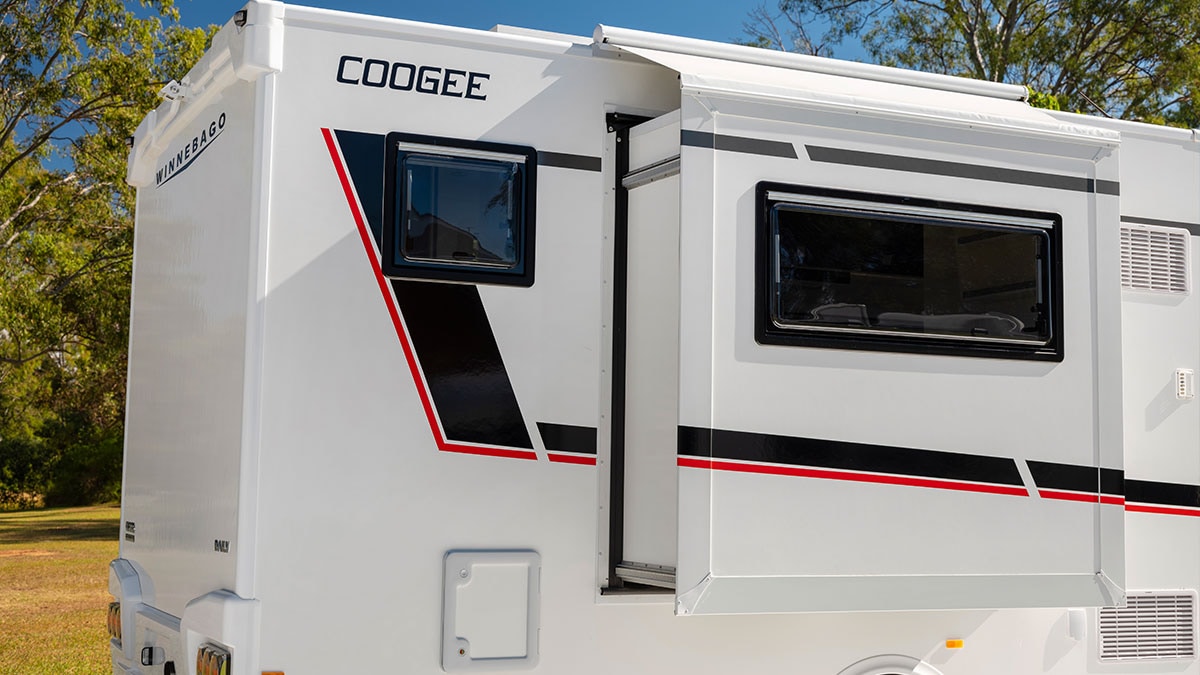 Winnebago Coogee photo 6 of 12