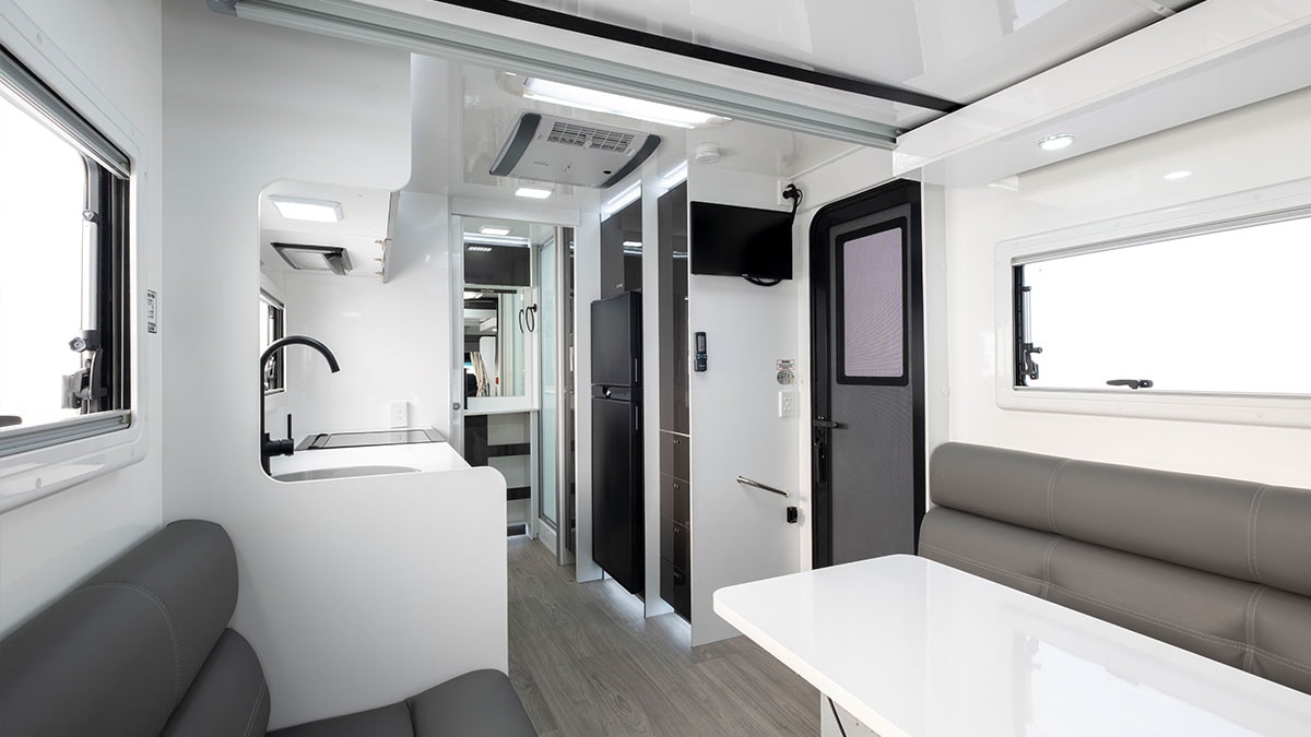 Winnebago Cottesloe photo 7 of 11