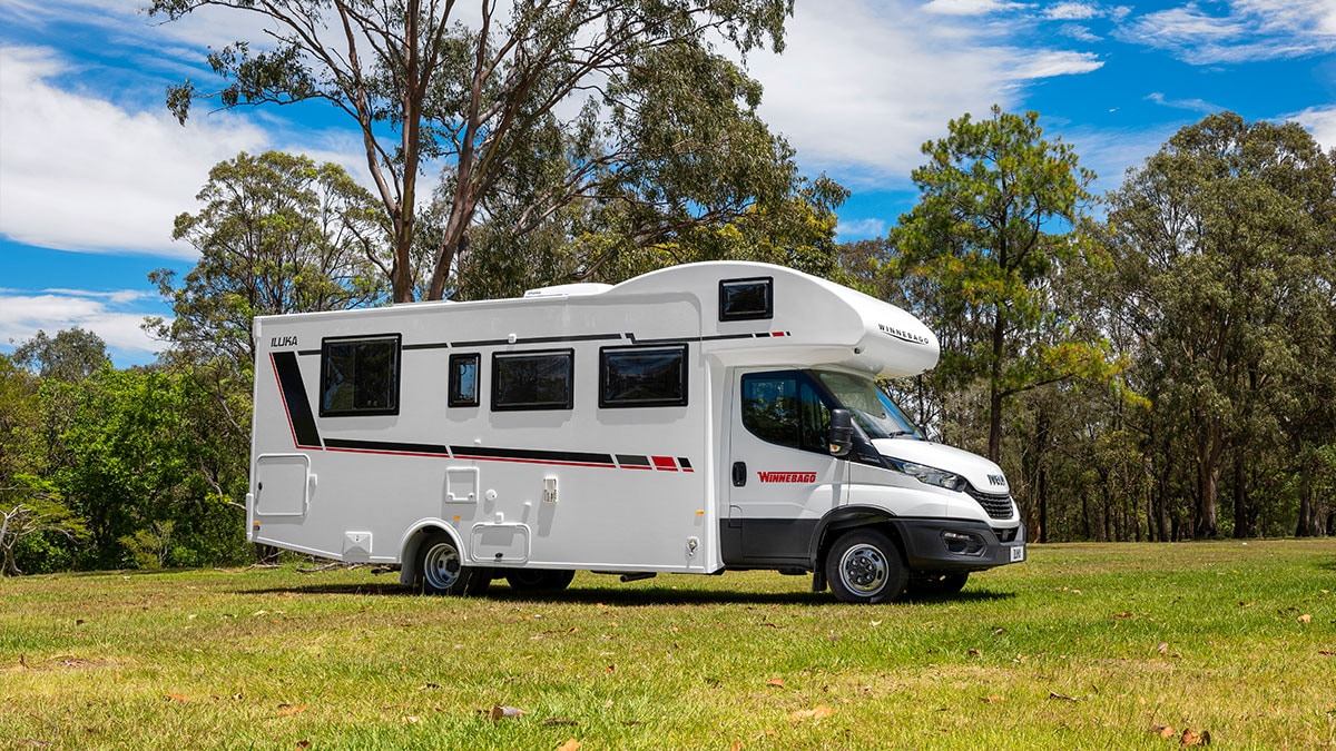 Winnebago Iluka photo 5 of 12